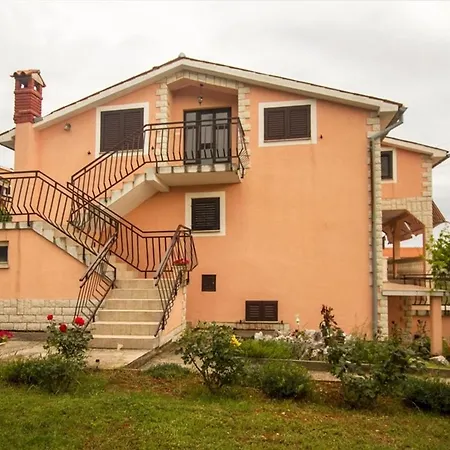 דירה Rar - With Nice Garden *